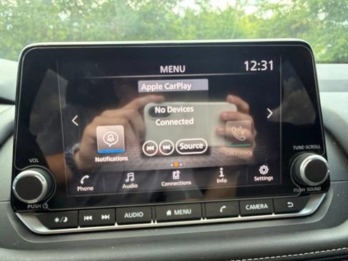 Used 2026 Nissan Rogue S FWD image 32