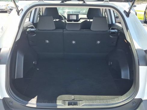 Used 2021 Toyota RAV4 XLE AWD/4WD image 23