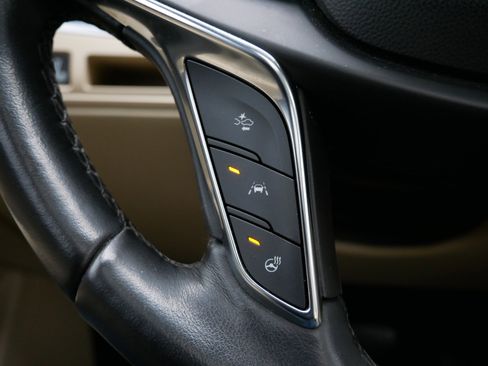 Used 2019 Cadillac XT5 Premium Luxury w/ Driver Assist Package image 30