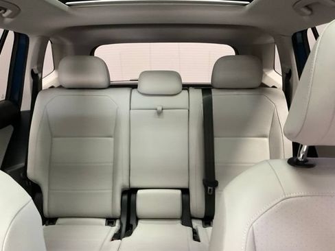 Used 2019 Volkswagen Tiguan SE w/ Panoramic Sunroof Package AWD/4WD image 20