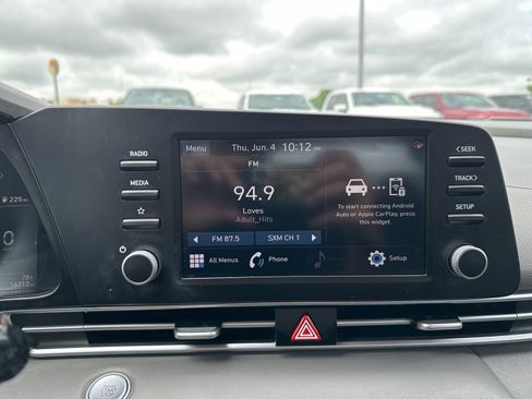 Used 2023 Hyundai Elantra SEL FWD image 25