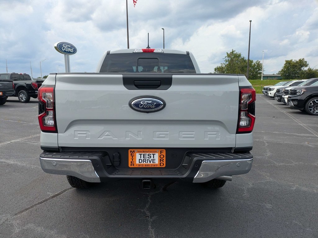 New 2026 Ford Ranger Lariat w/ Chrome Accent Package RWD image 28