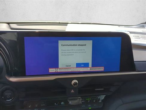 New 2025 Toyota Crown Signia image 20