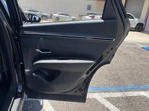 Used 2024 Hyundai Tucson SE FWD image 15