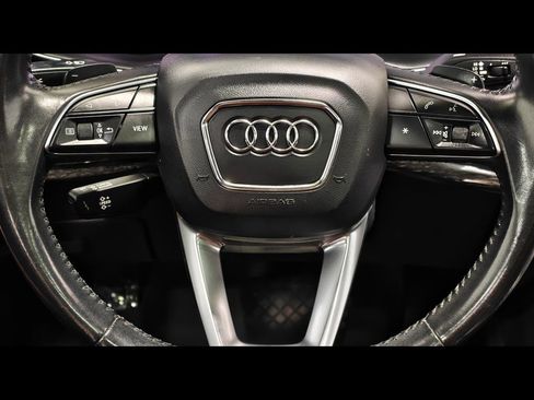 Used 2019 Audi Q8 Premium w/ Convenience Package AWD/4WD image 5