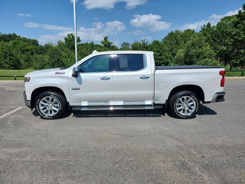 Used 2019 Chevrolet Silverado 1500 LTZ AWD/4WD image 2