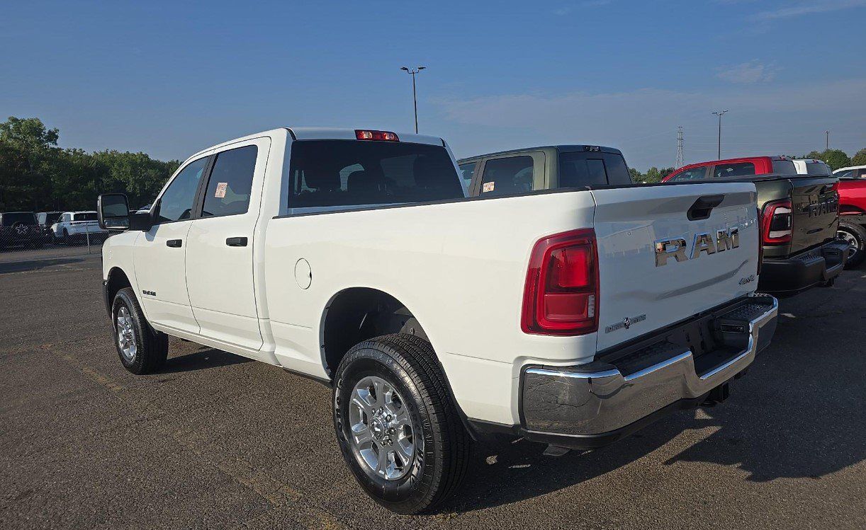 Used 2025 RAM 3500 Lone Star w/ Safety Group AWD/4WD image 6
