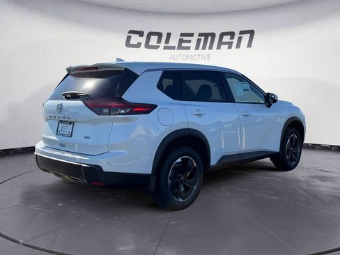 New 2026 Nissan Rogue SV image 5