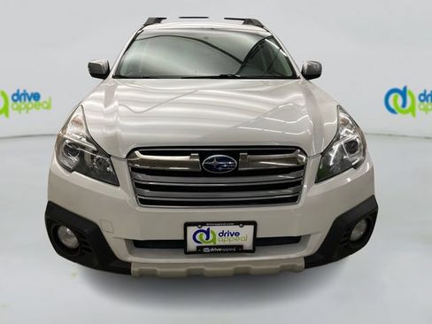 Used 2013 Subaru Outback 2.5i Limited AWD/4WD image 16