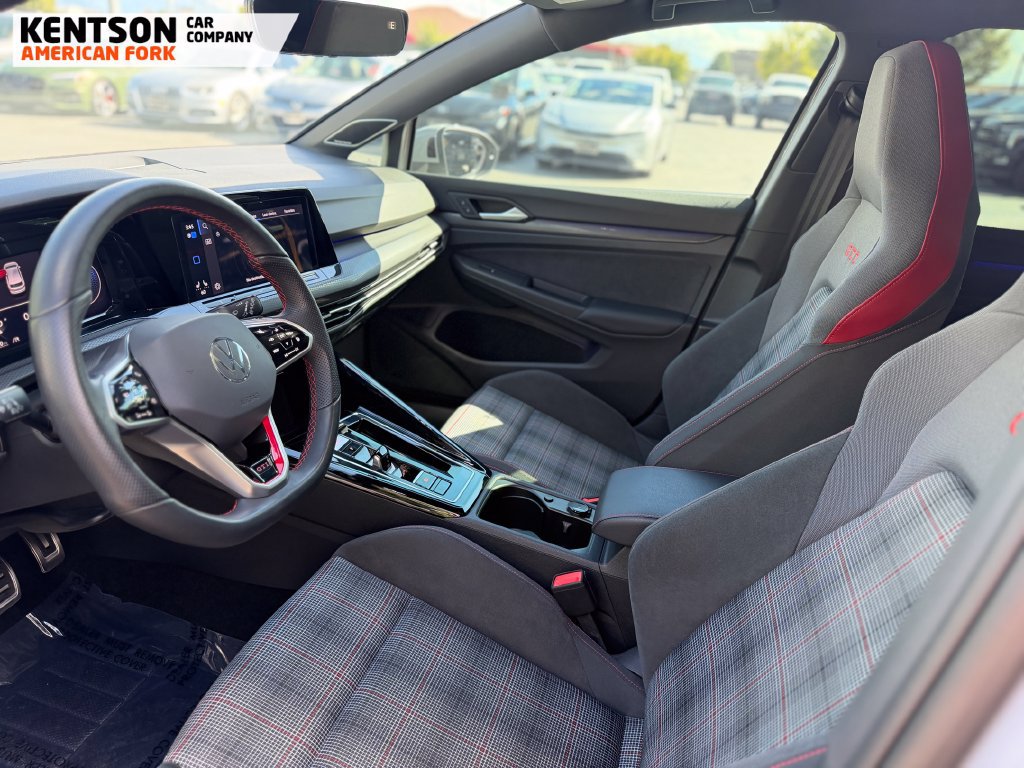 Used 2024 Volkswagen GTI SE FWD image 27