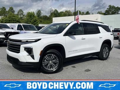 New 2025 Chevrolet Traverse LT