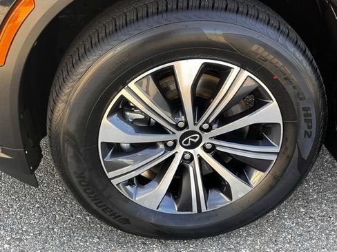 Certified 2024 INFINITI QX60 Pure image 31