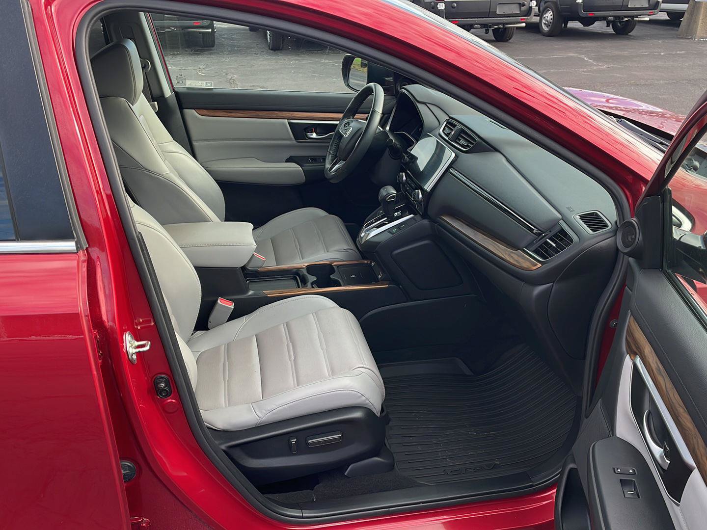 Used 2020 Honda CR-V Touring image 25