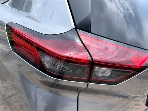 Certified 2025 Nissan Rogue S FWD image 27