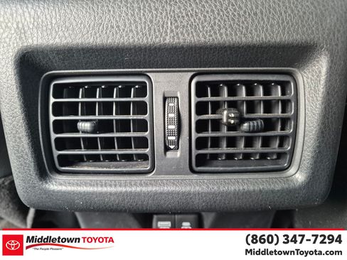Used 2025 Toyota Camry SE FWD image 29