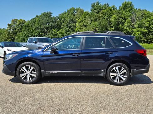 Used 2018 Subaru Outback 2.5i Limited AWD/4WD image 2