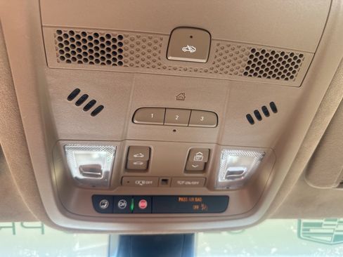 Used 2023 Cadillac XT6 Premium Luxury w/ Platinum Package image 26