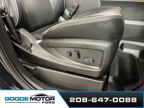Used 2018 Chevrolet Silverado 1500 High Country AWD/4WD image 25