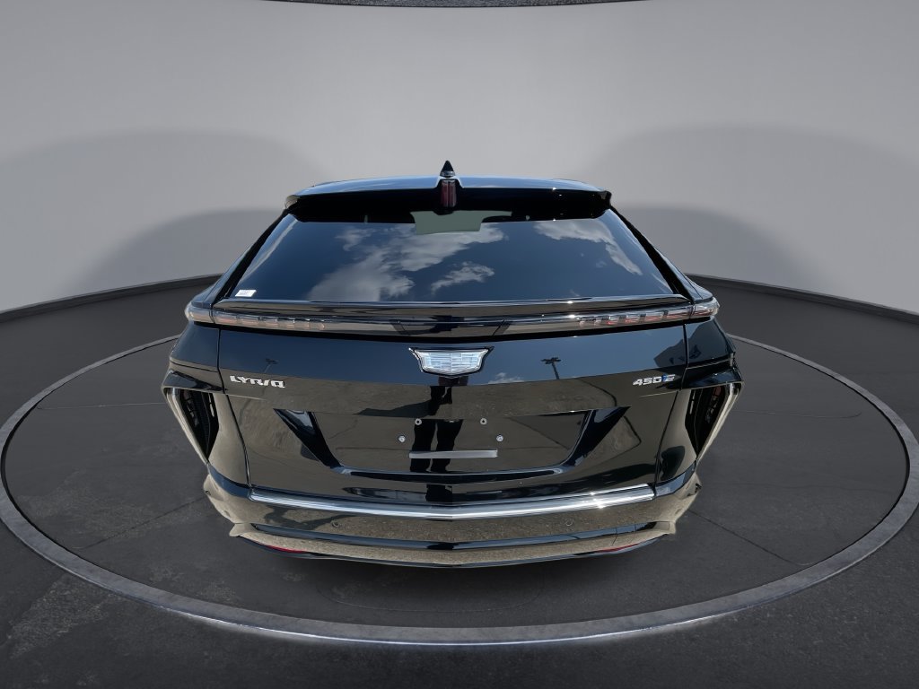 Certified 2024 Cadillac Lyriq Luxury RWD image 7