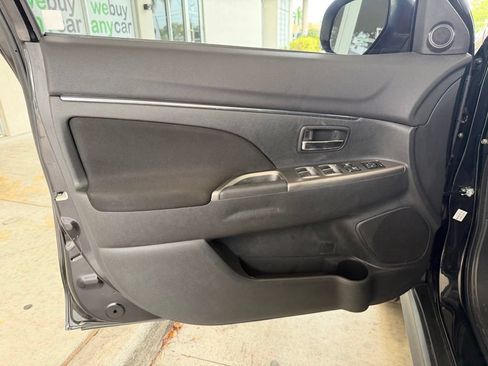 Used 2019 Mitsubishi Outlander Sport FWD image 32
