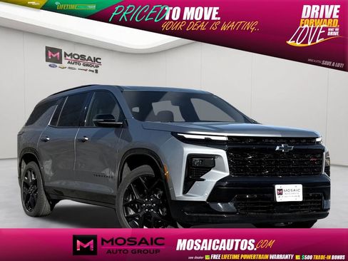 Used 2025 Chevrolet Traverse RS AWD/4WD image 1