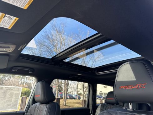 New 2026 Nissan Armada PRO-4X image 34