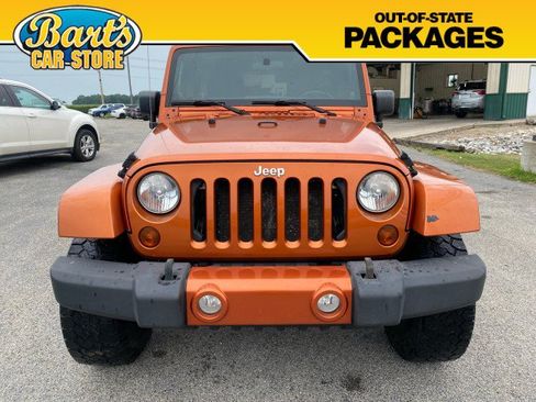 Used 2011 Jeep Wrangler Unlimited Sahara w/ Trailer Tow Group AWD/4WD image 2