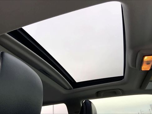 Used 2016 Toyota 4Runner Limited image 13