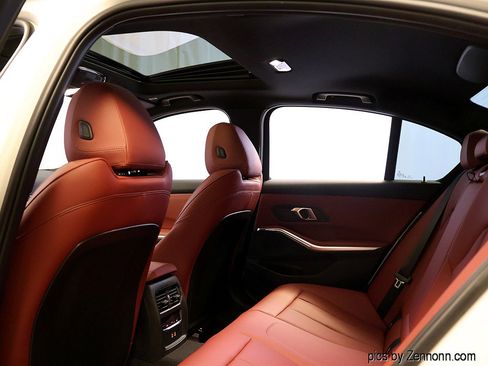 Certified 2024 BMW 330i xDrive Sedan w/ Convenience Package image 13