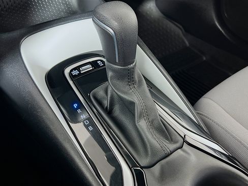 Certified 2023 Toyota Corolla SE image 17