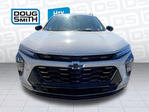 New 2026 Chevrolet Trax ACTIV w/ Driver Confidence Package FWD image 2