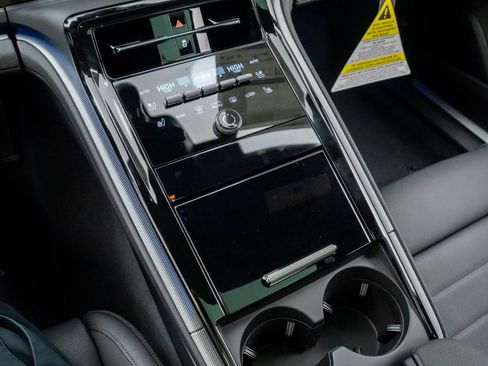 New 2026 Porsche Panamera 4 image 21