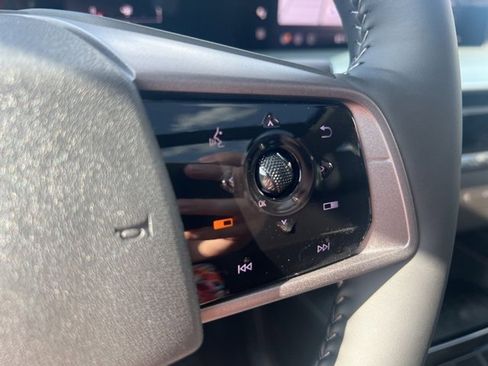 New 2025 Nissan Murano SL image 16