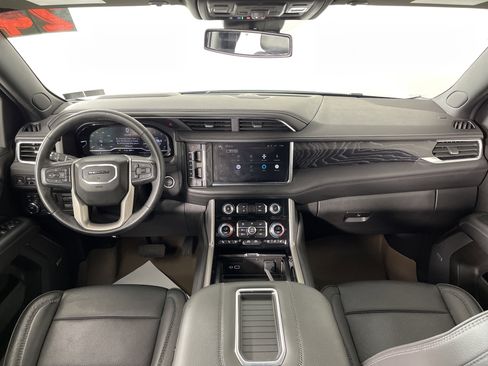 Used 2024 GMC Yukon XL Denali w/ Max Trailering Package image 16