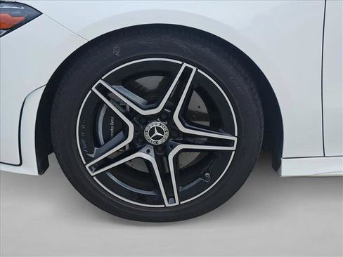 Used 2020 Mercedes-Benz CLA 250 image 13