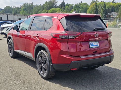 New 2026 Nissan Rogue SV w/ Cold Weather Package AWD/4WD image 7