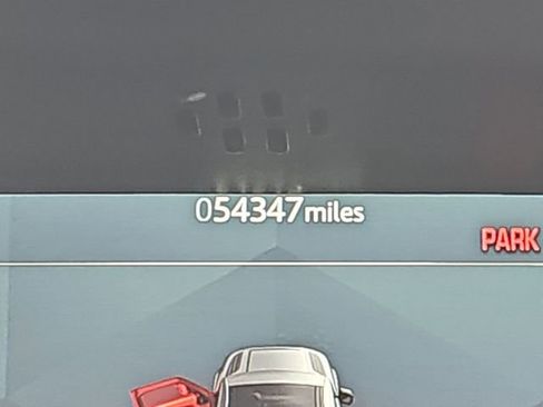 Used 2021 Land Rover Defender 110 X-Dynamic SE image 13