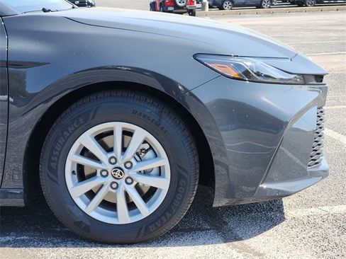 New 2026 Toyota Camry LE image 5