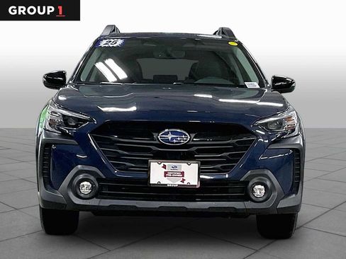 Certified 2025 Subaru Outback Onyx Edition AWD/4WD image 4