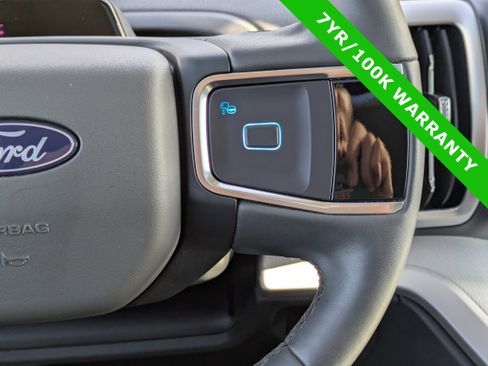 Certified 2025 Ford Expedition Max Active image 30