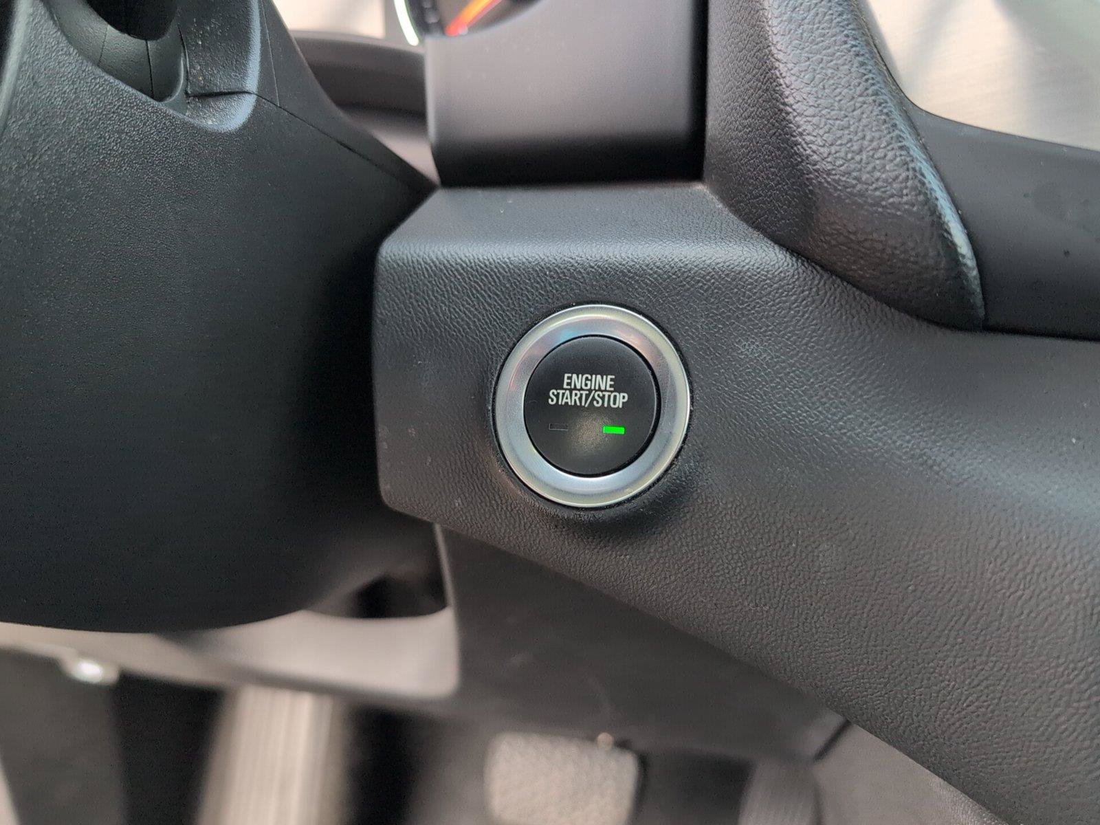 Used 2024 GMC Terrain SLE FWD image 21