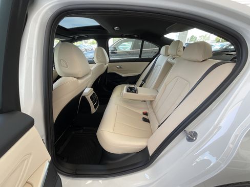 New 2026 BMW 330i Sedan w/ Convenience Package RWD image 27