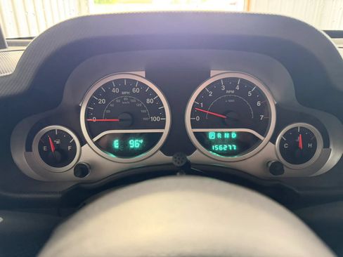 Used 2010 Jeep Wrangler Rubicon w/ PWR Convenience Group AWD/4WD image 19