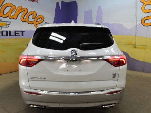 Used 2022 Buick Enclave Premium w/ Experience Buick Package AWD/4WD image 7