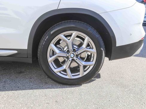 Used 2024 BMW X3 xDrive30i image 8