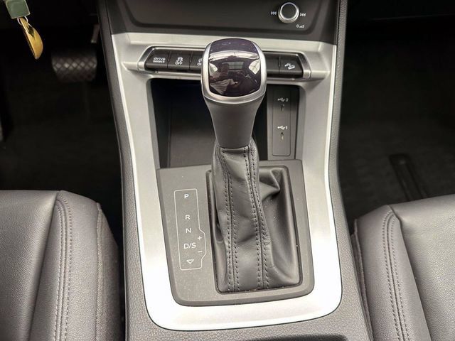 Used 2022 Audi Q3 2.0T Premium AWD/4WD image 29