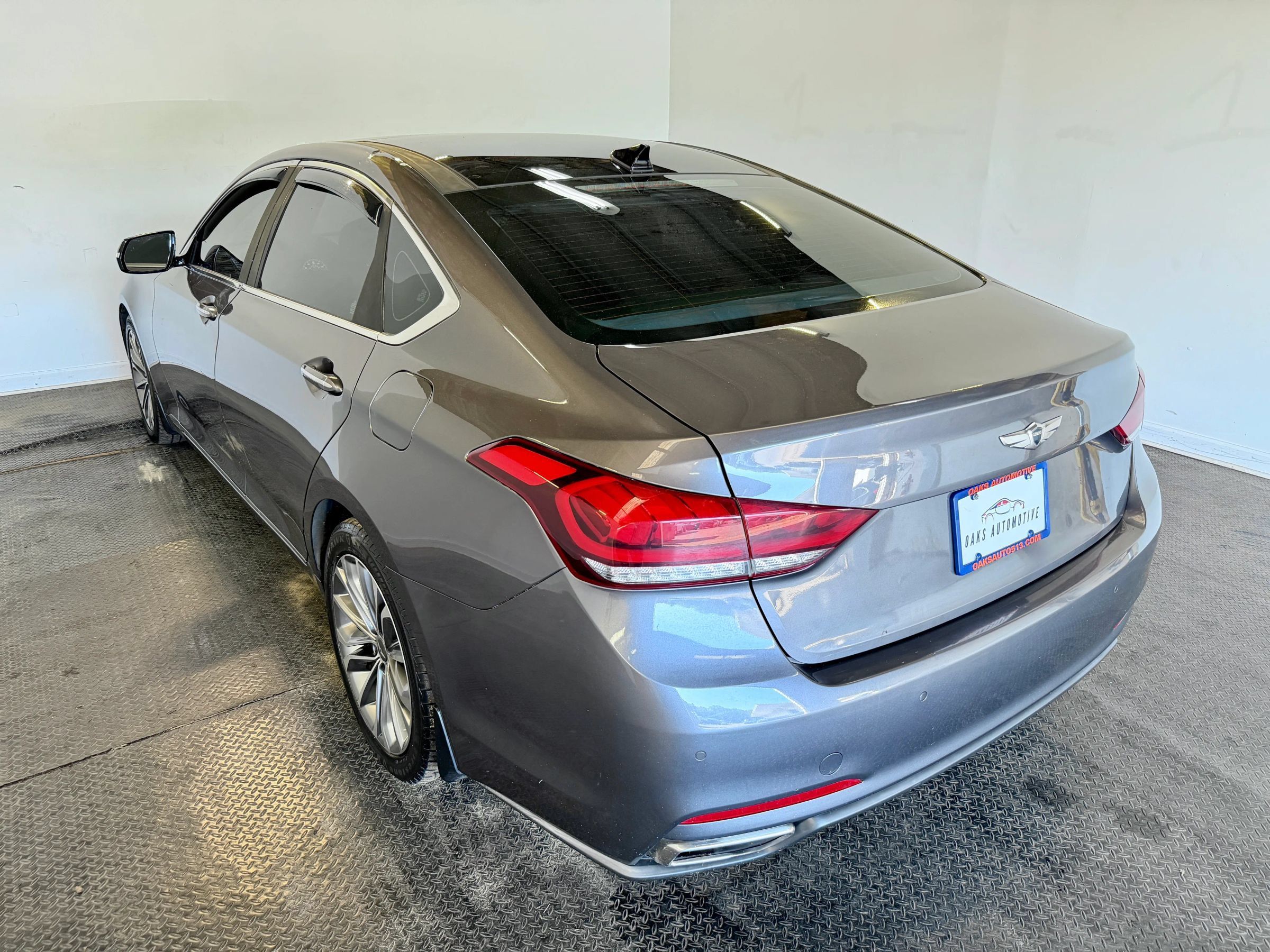 Used 2016 Hyundai Genesis 3.8 w/ Option Group 03 AWD/4WD image 5