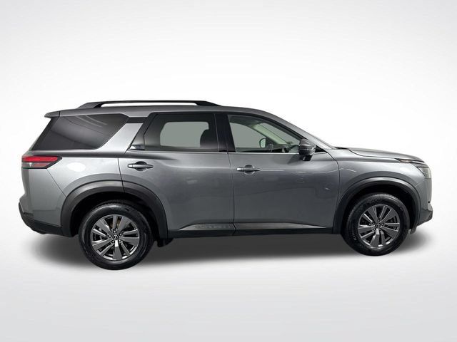 Used 2025 Nissan Pathfinder SV AWD/4WD image 37