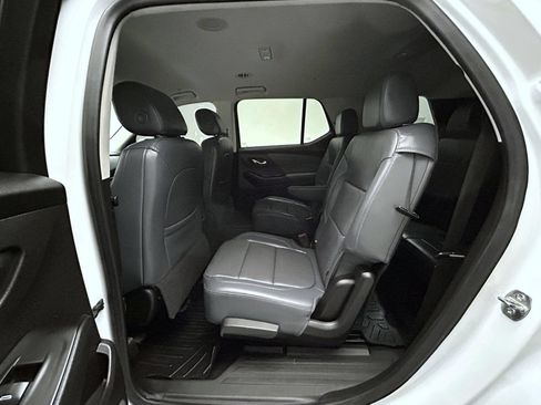 Used 2019 Chevrolet Traverse LT w/ LT Premium Package AWD/4WD image 20