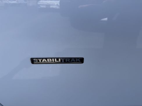 Used 2021 Chevrolet Express 3500 w/ Driver Convenience Package image 39